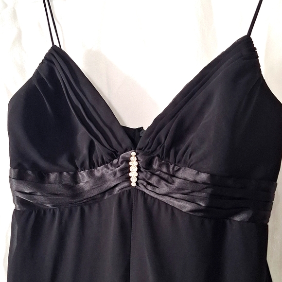 3/$20--Vintage Black Neglige, Faux Diamonds, 38C - Picture 2 of 16